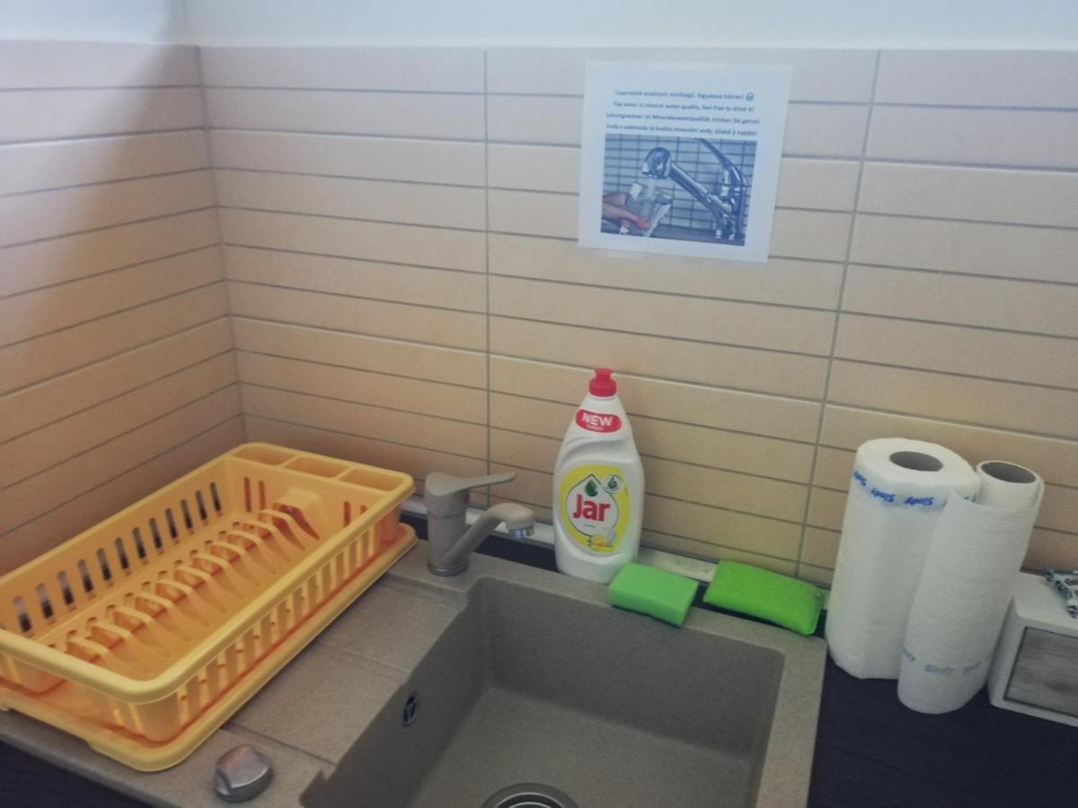 Newisland Family Apartman Sárvár Eksteriør bilde