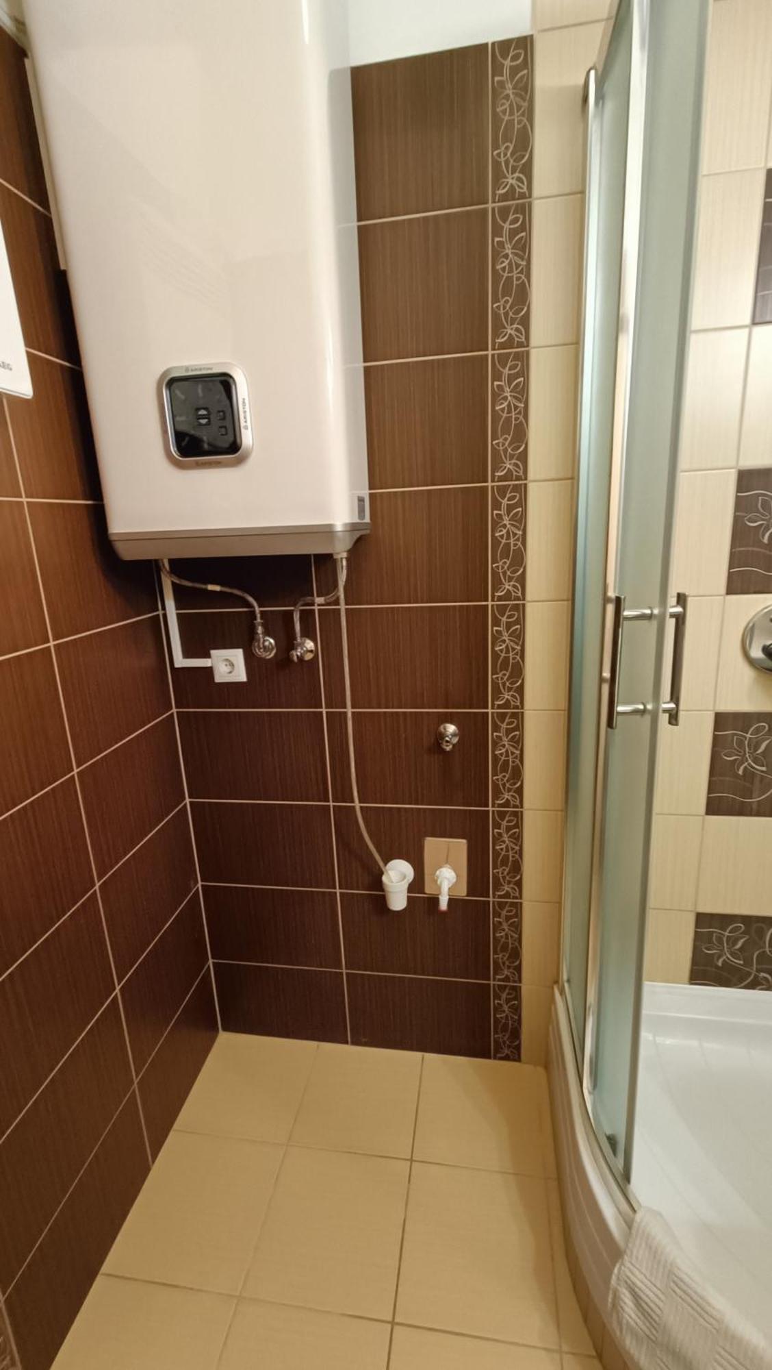 Newisland Family Apartman Sárvár Eksteriør bilde