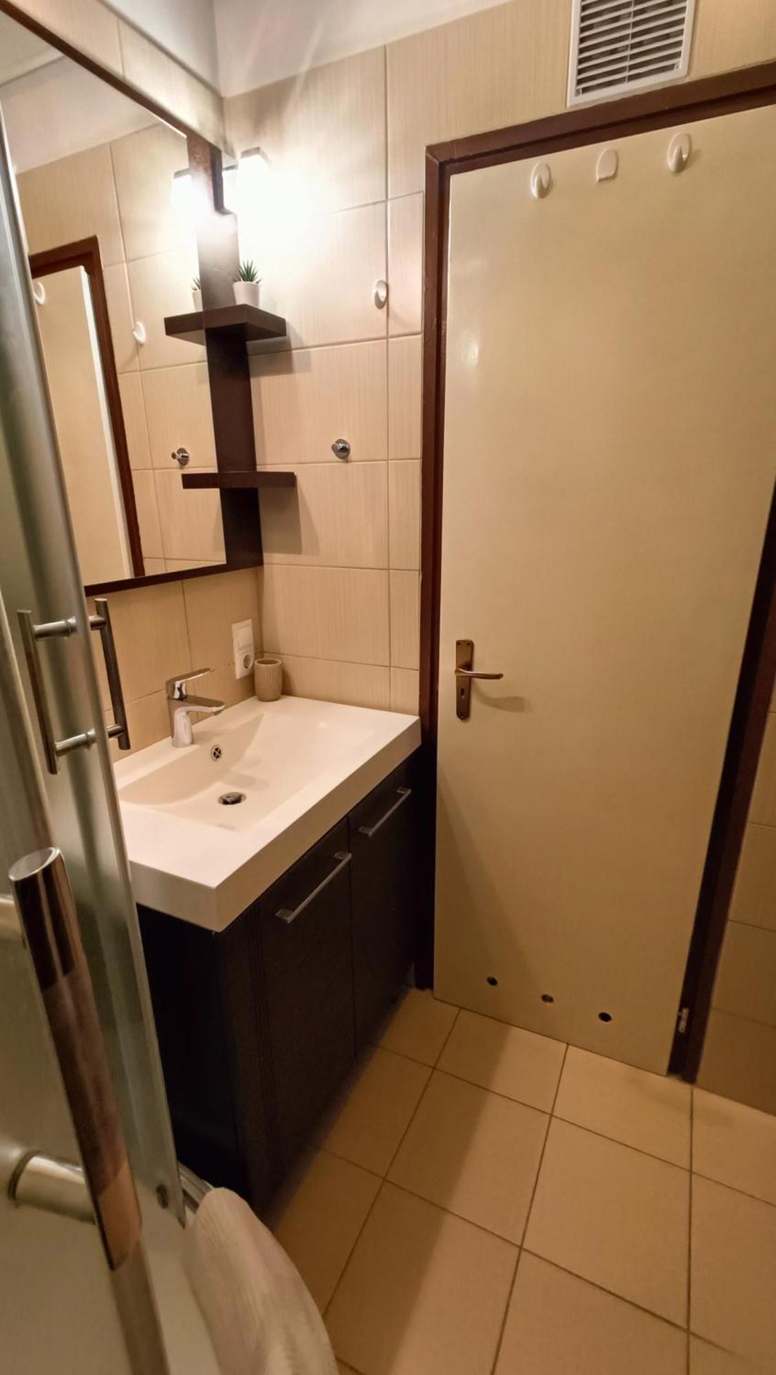 Newisland Family Apartman Sárvár Eksteriør bilde